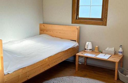 Toyo House | the room