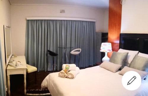 Somerset West House | The Room
