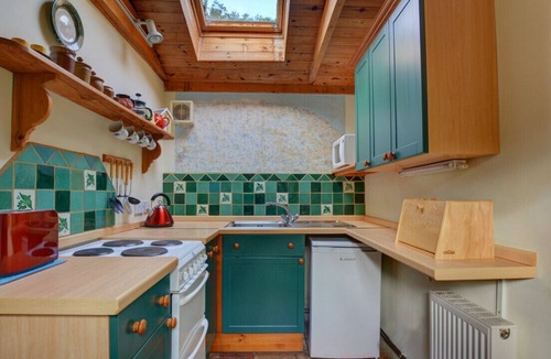 Aldborough House | The Roost - One Bedroom House, Sleeps 2