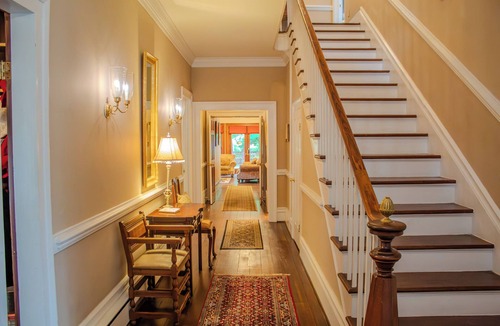 Clinton Apartment | The Rose Room - Charming Private Studio w/Ensuite Bath in Historic Home