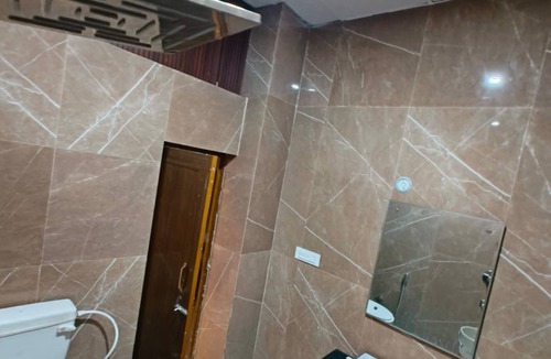 Bareilly Hotel | The Royal Hotel