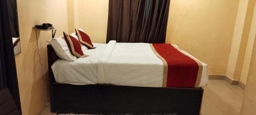 Visakhapatnam Apartment | The Royal Inn 1