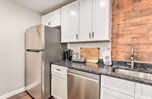 Front Royal Apartment | The Royal Loft, Modern 2 Bedroom, Front Royal, VA