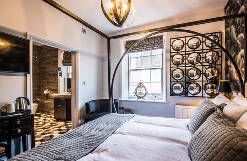 Ely Hotel | The Royal Standard