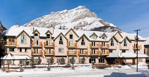 Banff Hotel | The Rundlestone Lodge
