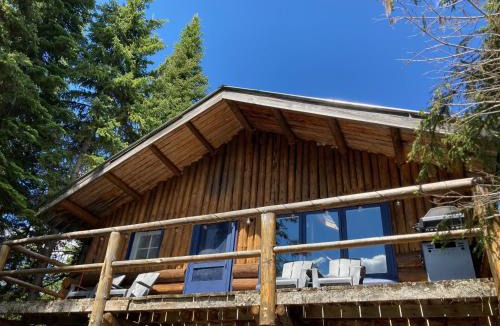 Thompson-Nicola Regional District Cabin | The Rustic Resort