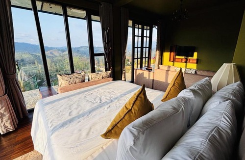 Lindula Bed & Breakfast | The Rusty Villa