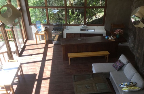 Huaran House | The sacred valley of the glass house