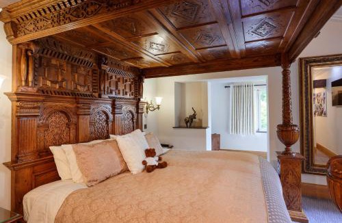 Saddleworth Hotel | The Saddleworth Hotel