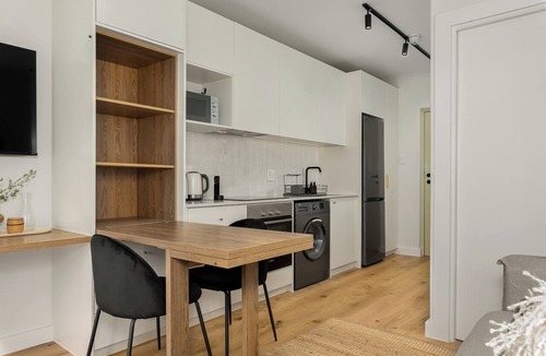 Sea Point Apartment | The Sage - Chic Studio in Vibrant Sea Point