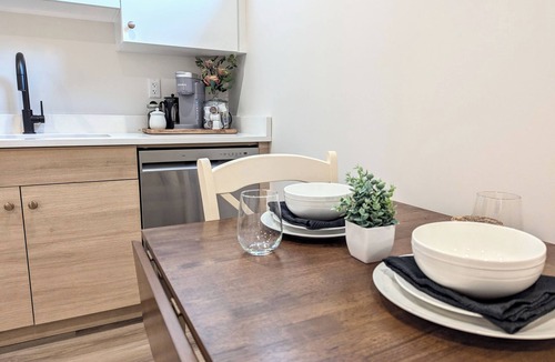 Saskatoon House | The Sage: modern comfort in beautiful Buena Vista