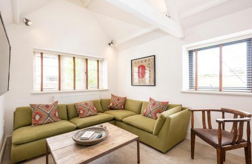 Wighton House | The Sail House
