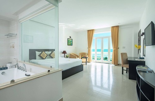 Old Quarter Resort | The Sailing Bay Beach Resort