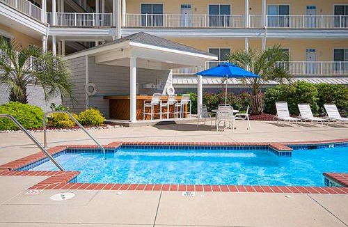 Sandbridge Apartment | The Sandbridge Dunes - Ocean Watch 210
