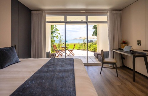 Omapere Hotel | The Sands Hotel