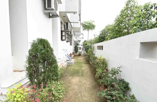 Jaipur House | The Sanidhya Cottage