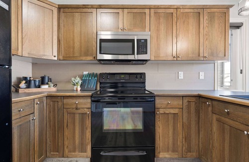 Sylvan Lake House | The Saturday | Perfect for Large Groups! | BBQ |