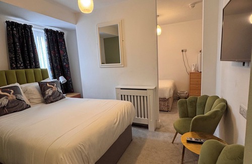 South Shore Hotel | The Scala Hotel
