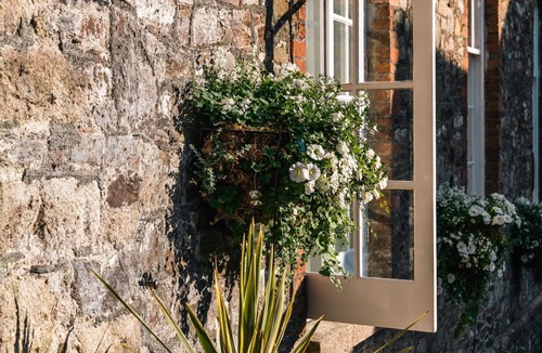 Ashburton Cottage | The School House