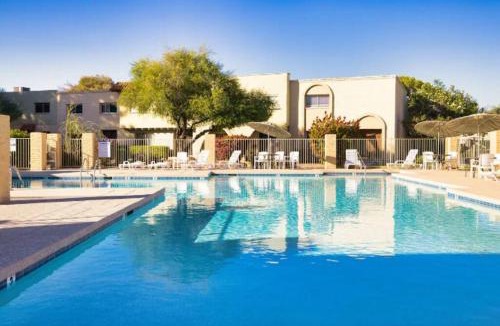 Casa Granada East Townhouses Apartment | The Scott Casa - Walkable to Old Town Scottsdale, vibrant space, inviting patio!
