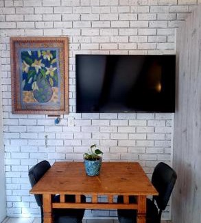 Mountainside Apartment | The Sculpture Yard