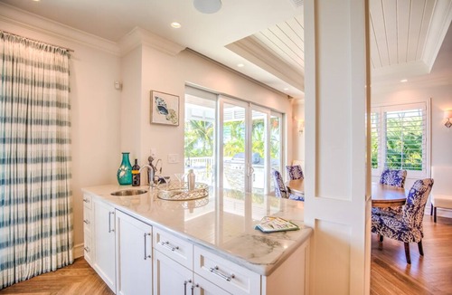 Coury House | The Sea Glass House | 4 Bed, 4.5 Bath