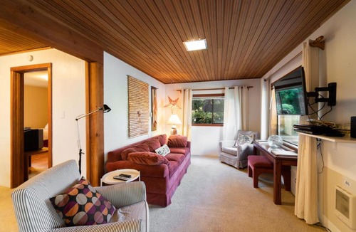 Neahkahnie Beach House | The Sea Slug