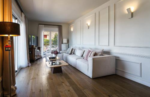 Palaio Faliro Apartment | The Seafront Niche