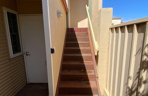 Semaphore Apartment | The Seaside Loft A Breezy Beachside Lifestyle