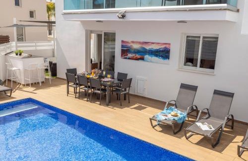 Pernera House | The Second Diamond Protara - 2' Walk to Beach