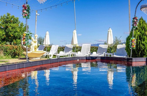 Qerek Villa | The Secret Garden Villa