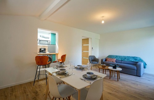 Cessenaz Apartment | The Semnoz, charming apartment for 2 people close to the lake!