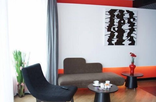 Ban Bang Saen Hotel | The Sez Hotel