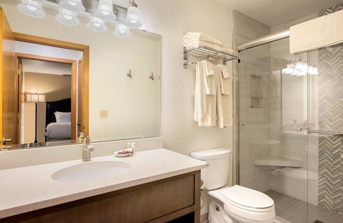 Egg Harbor Hotel | The Shallows Resort