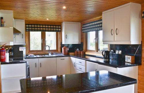 Hopton House | The Shank