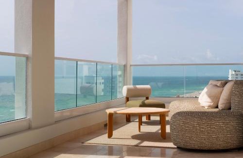 City Center Resort | The Shelborne by Proper, a Member of Design Hotels