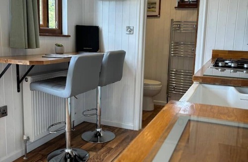 West Down Cabin | The Shepherdess Hut @ Fullabrook Farm Retreat