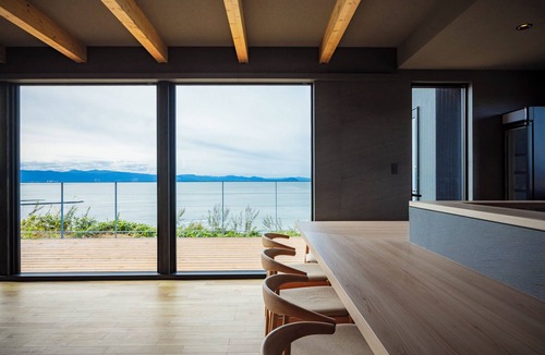 Ishikari House | the SHIHACHI