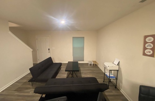 Xenia House | The Shmoe Abode