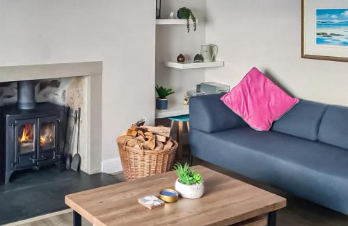 Fortrose House | The Shore