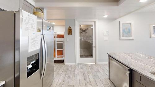 Sunnyside House | The Shores Townhouse 152