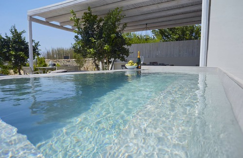 Granelli Villa | The Shoresound Maison de Charme is just a few steps from the sea