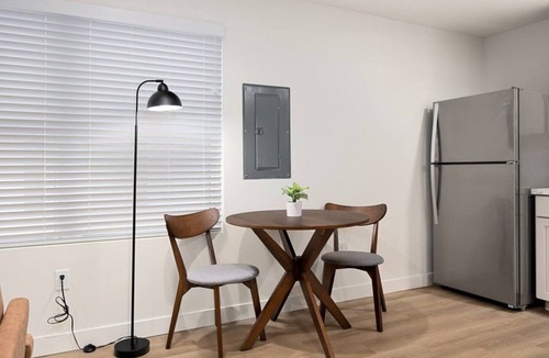 Morton Apartment | The Silo 2 - Stylish Comfort