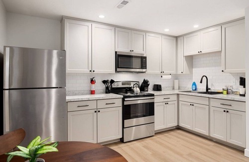 Morton Apartment | The Silo 2 - Stylish Comfort