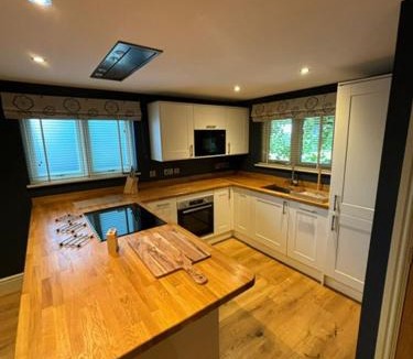 Castle Bytham Bed & Breakfast | The Six Bells