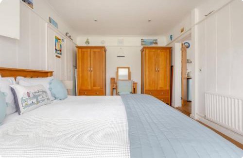 Tankerton House | The Slopes