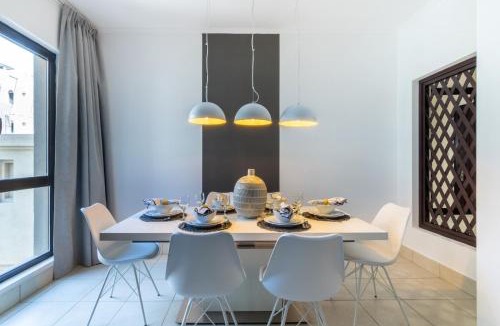 Downtown Dubai Apartment | The Smart Concierge - Reehan 2