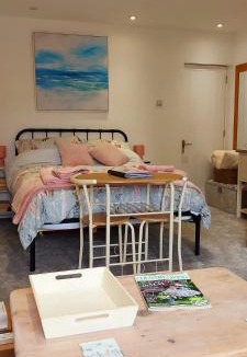 Hartwell Apartment | The Snug