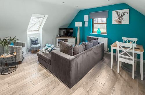 Bathgate House | The Snug
