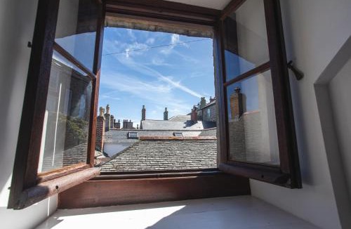 Mousehole House | The Snug in Mousehole
